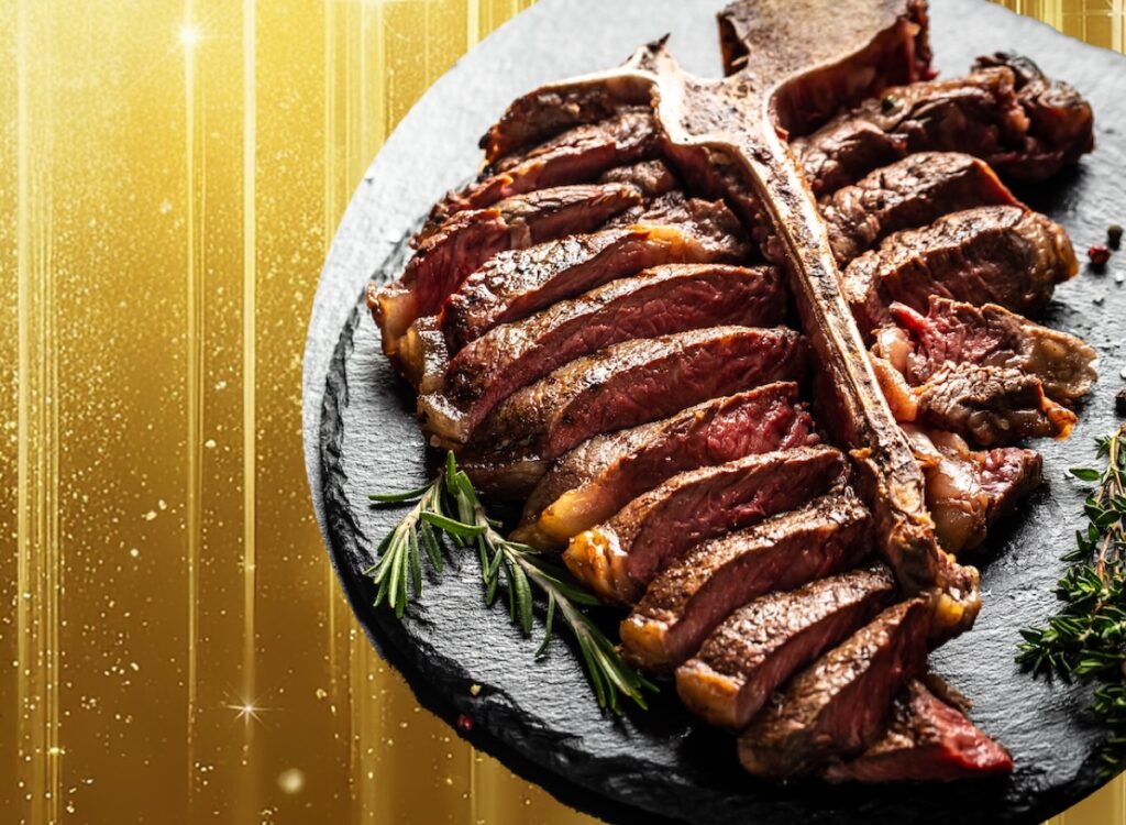 5 Best Giant Porterhouse Steaks at the Country’s Top Steakhouse Chains 5 Best Giant Porterhouse Steaks at the Country's Top Steakhouse Chains