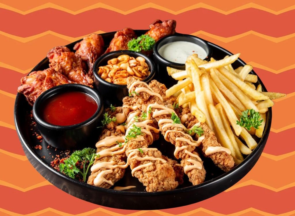 5 Restaurant Chains With the Best Appetizer Samplers, According to Diners 5 Restaurant Chains With the Best Appetizer Samplers, According to Diners