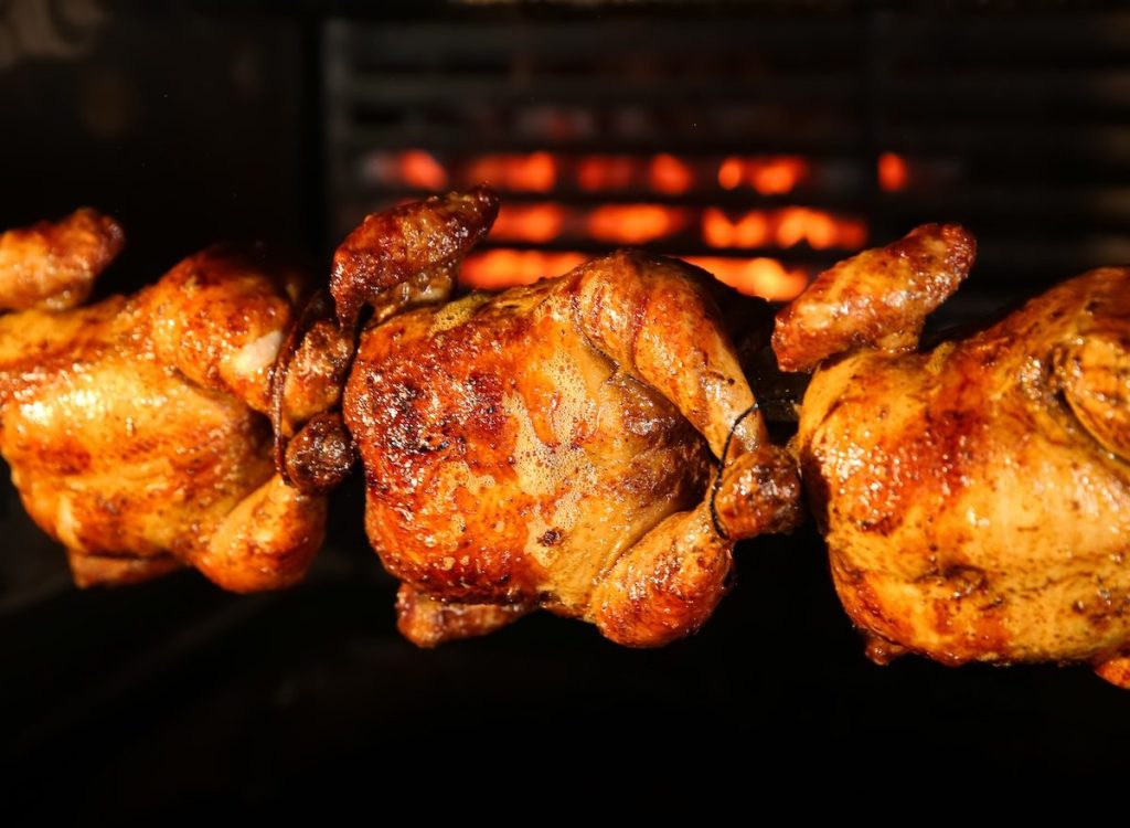 5 Restaurant Chains With the Best Rotisserie Chicken Dinners, According to Diners